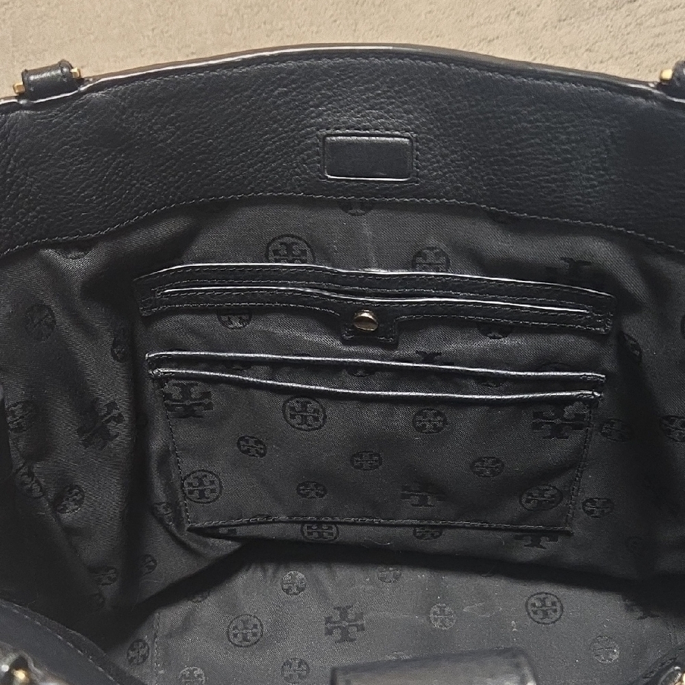 Black Leather Tote Bag - Picture 3 of 6